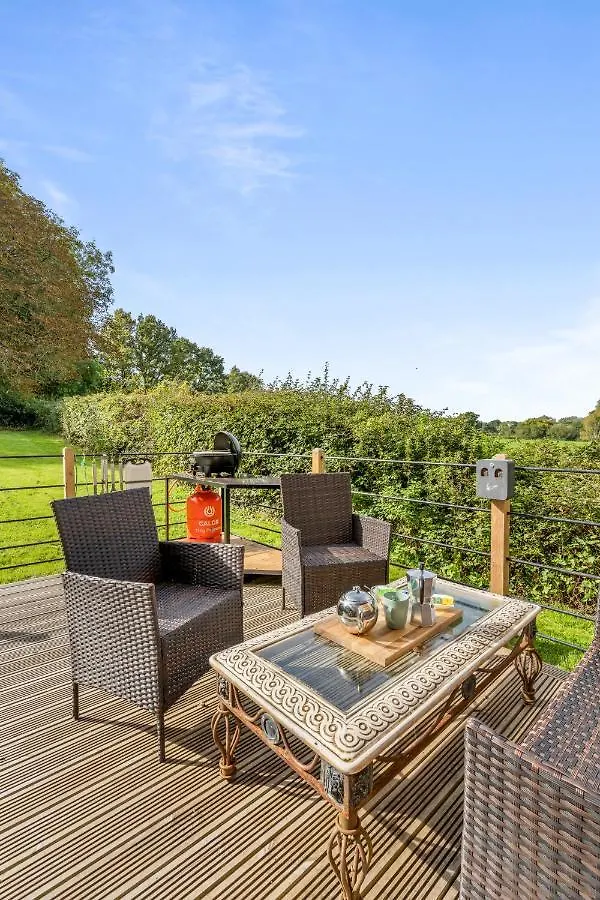 Ivy Cottage Holiday Cabins Southampton